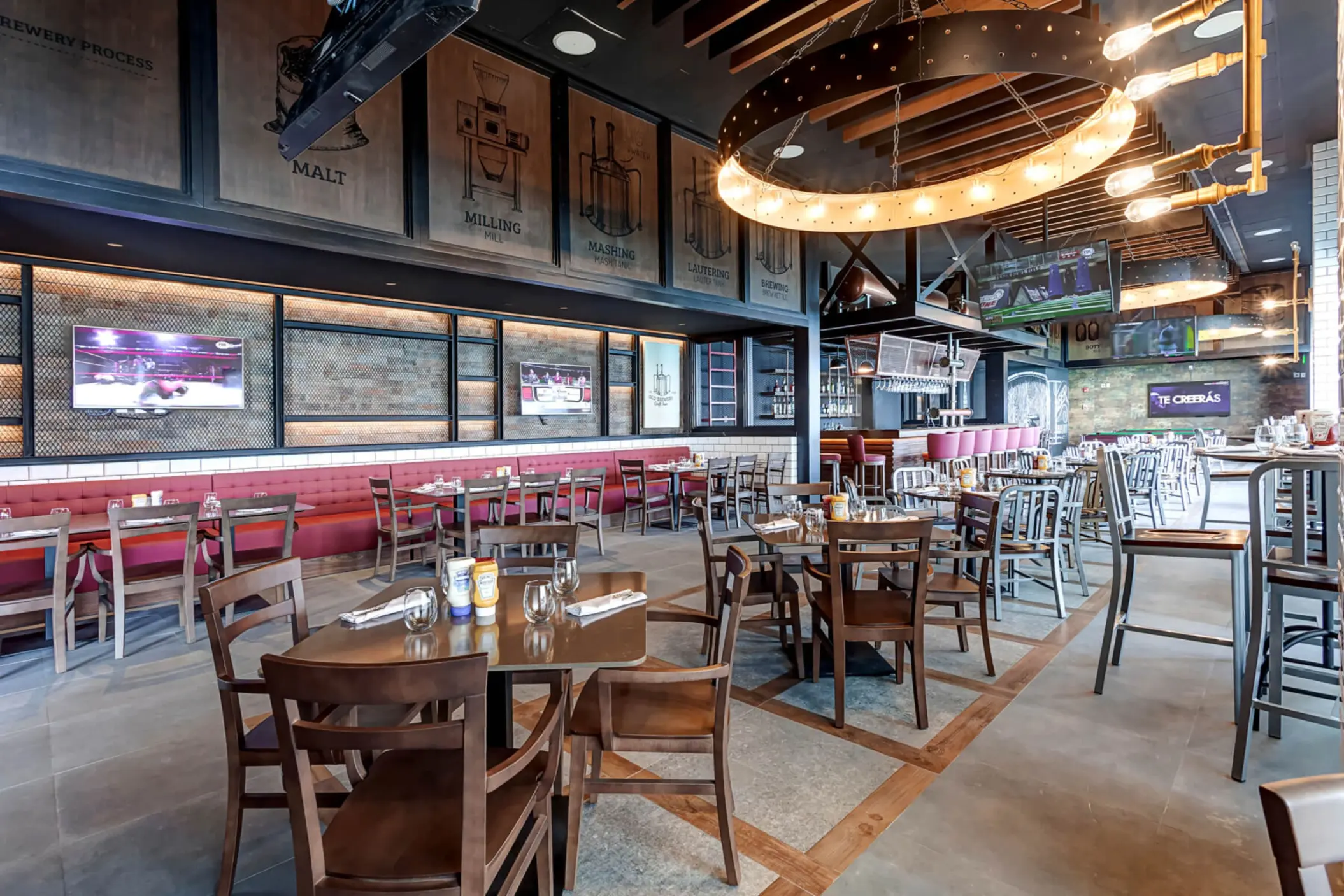 restaurants at Royalton CHIC Cancun