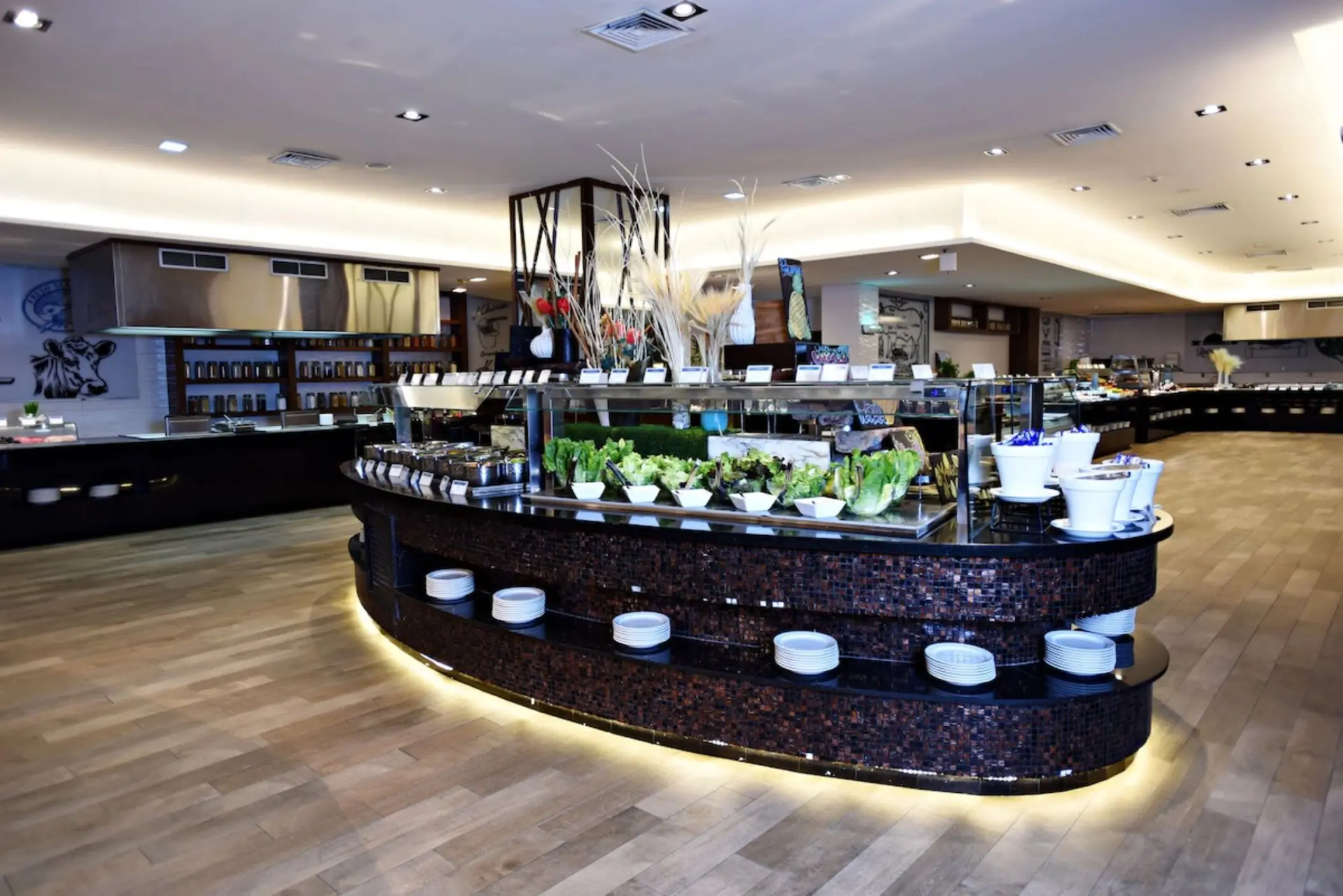 buffet restaurant at Royalton Riviera Cancun
