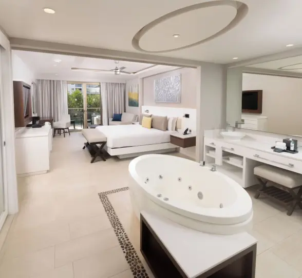 luxury suite at Royalton Riviera Cancun
