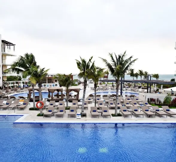 pool at Royalton Riviera Cancun
