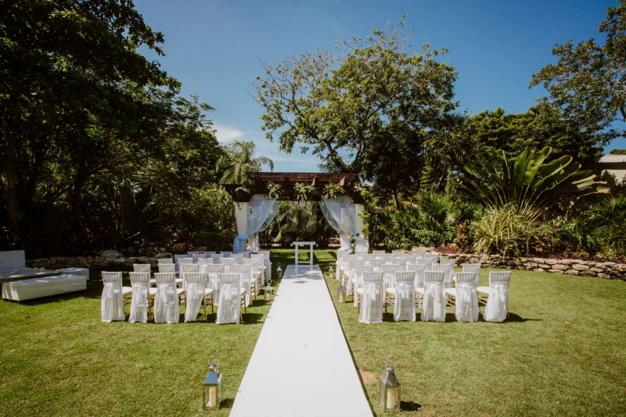 garden wedding venue at Sandos Playacar
