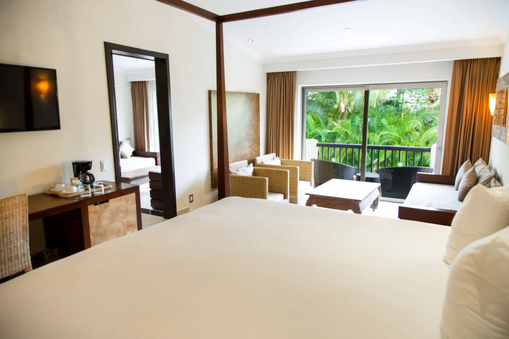one bedroom suite at Sandos Playacar