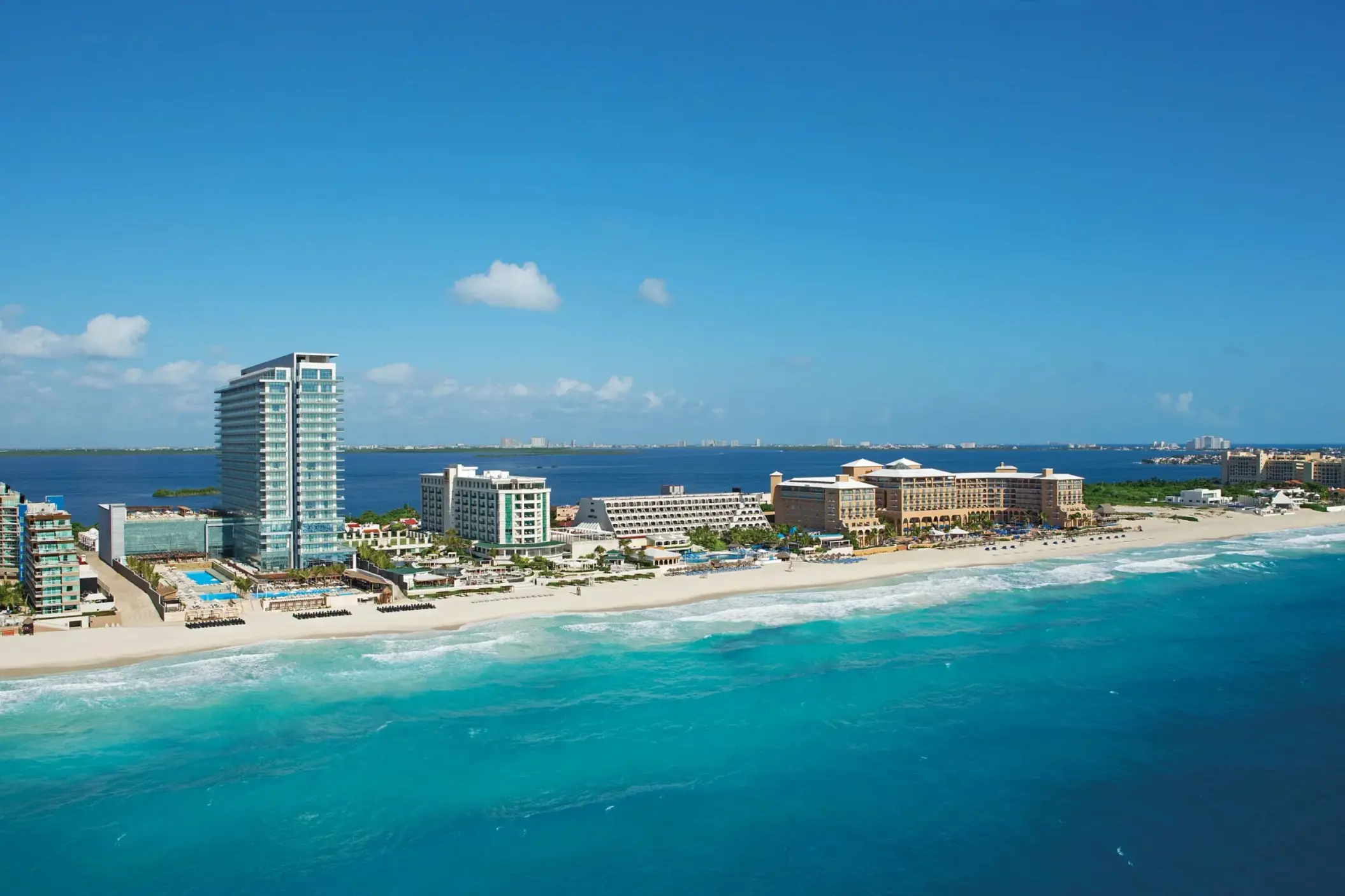 aerial view of Secrets The Vine Cancun with its beach and Cancun hotel zone