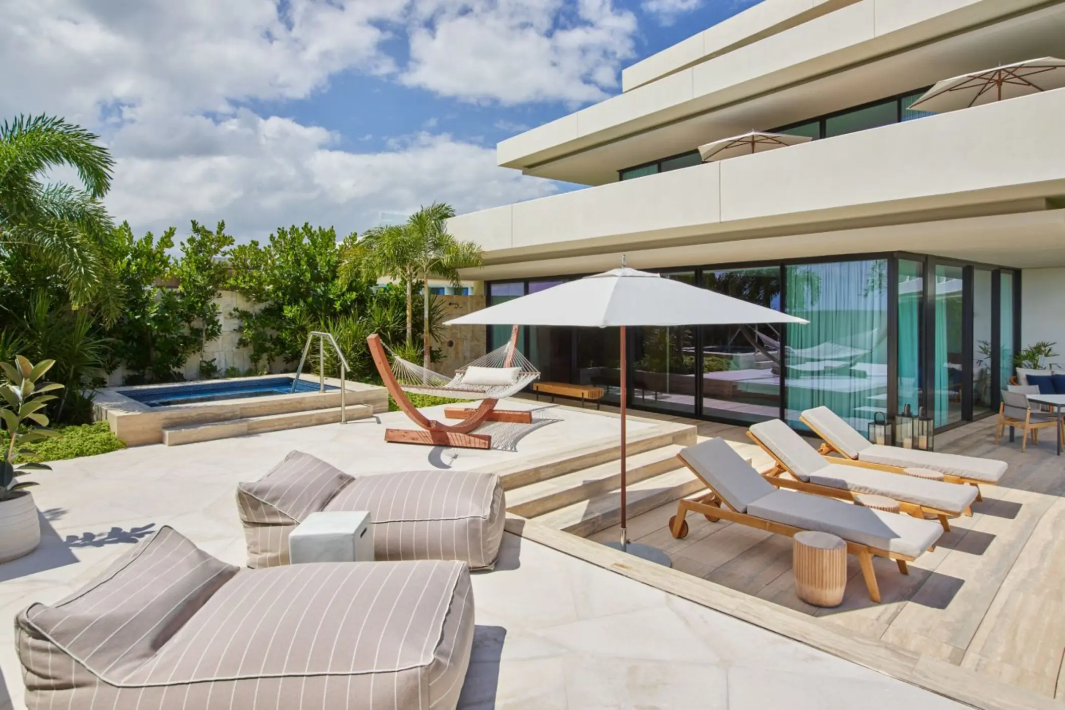 vincent astor studio terrace with plunge pool at St. Regis Kanai Resort Riviera Maya