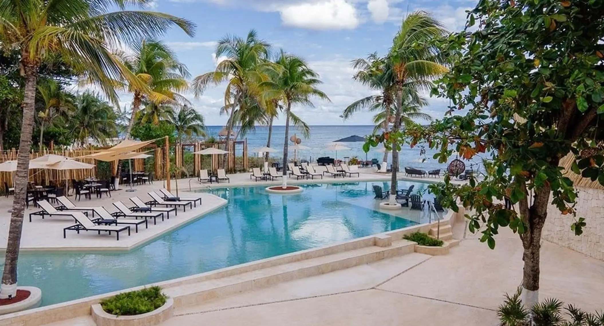 The Beachfront by The Fives oceanfront pool