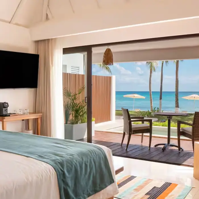 luxury oceanfront suite at The Beachfront by The Fives