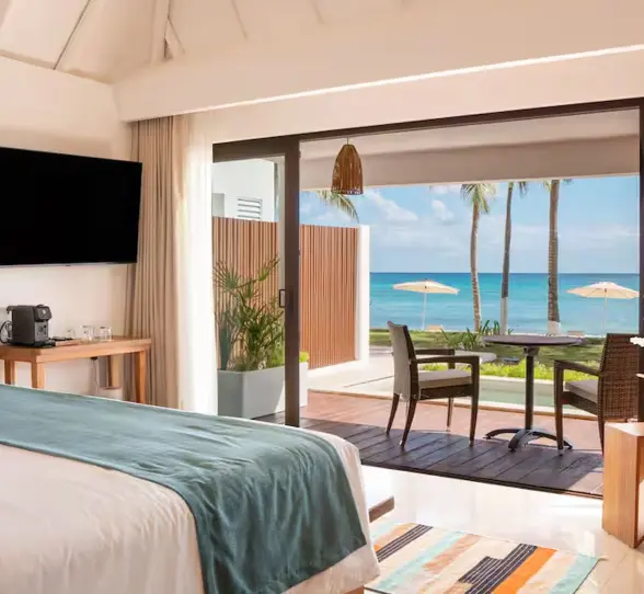 luxury oceanfront suite at The Beachfront by The Fives