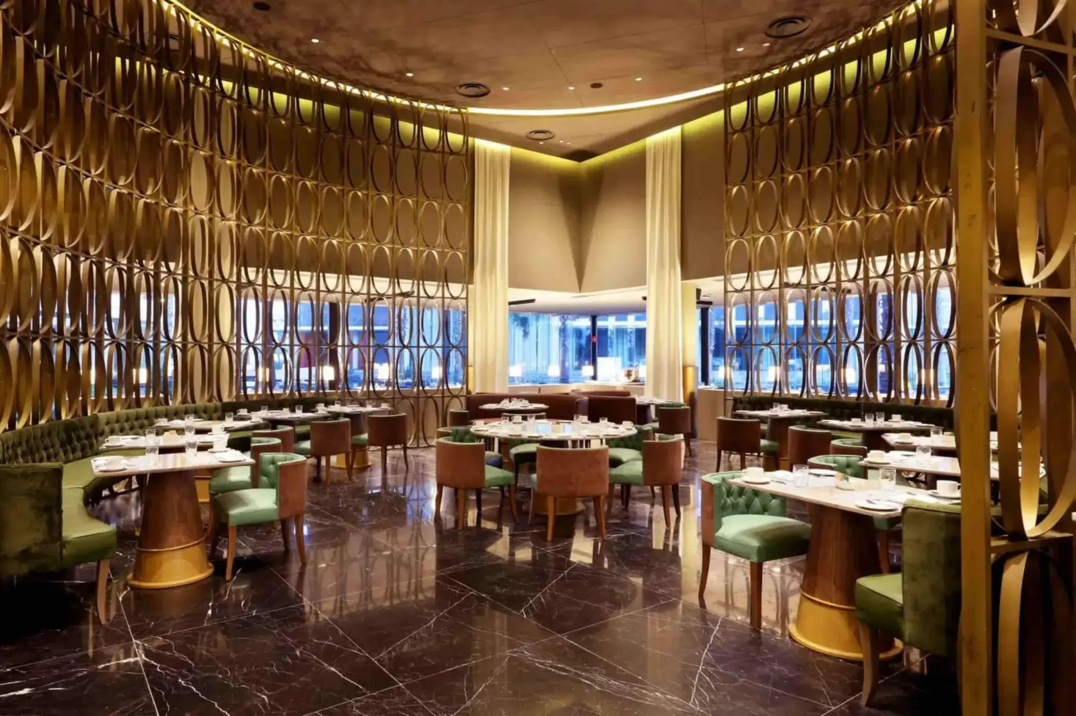 capricho restaurant at trs coral hotel