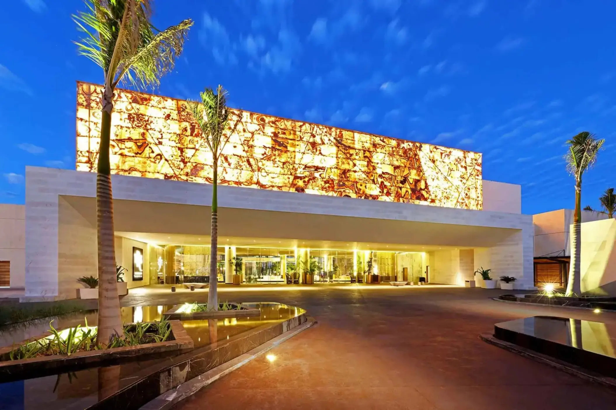 entrance to trs coral hotel at night