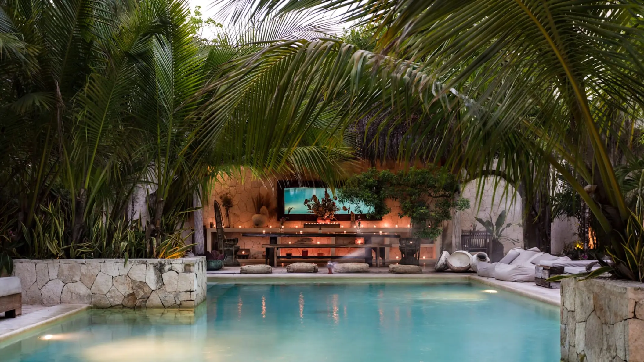 pool at Una Vida Tulum