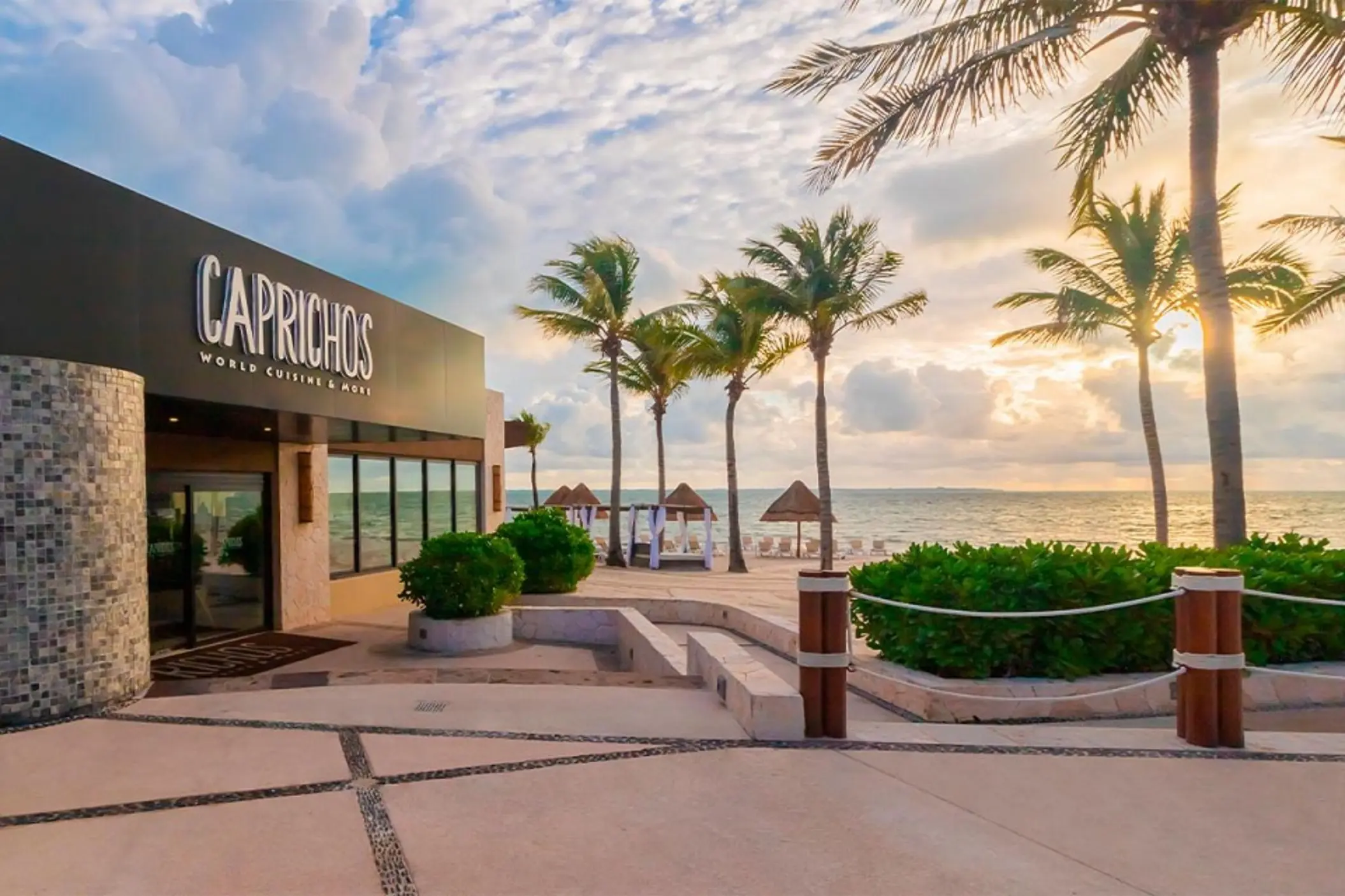 caprichos restaurant at villa del palmar cancun