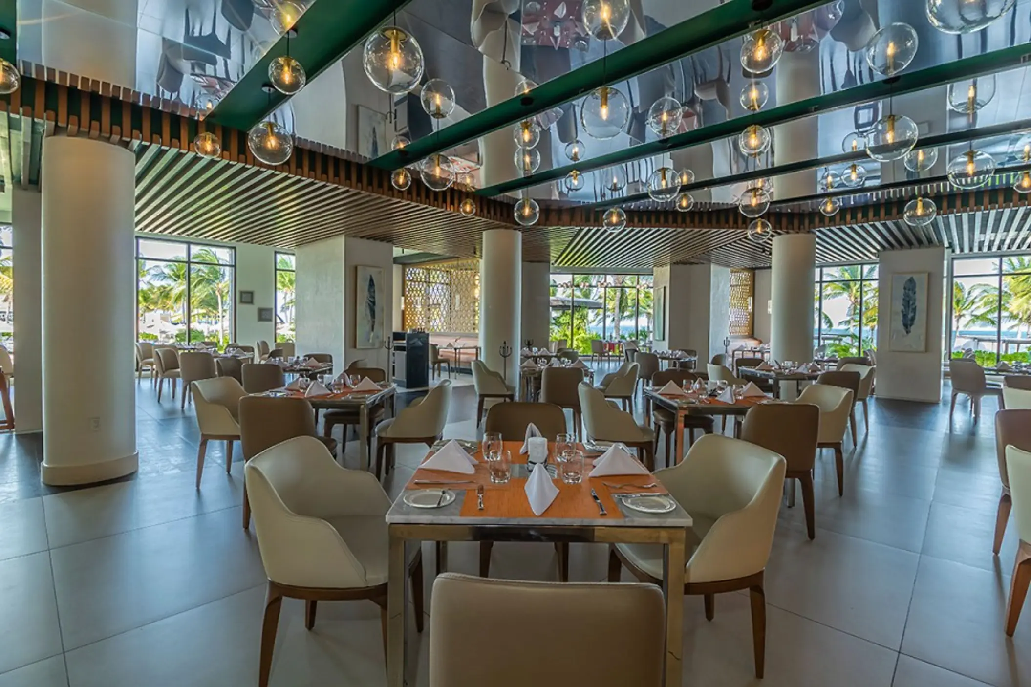 davino restaurant at villa del palmar cancun