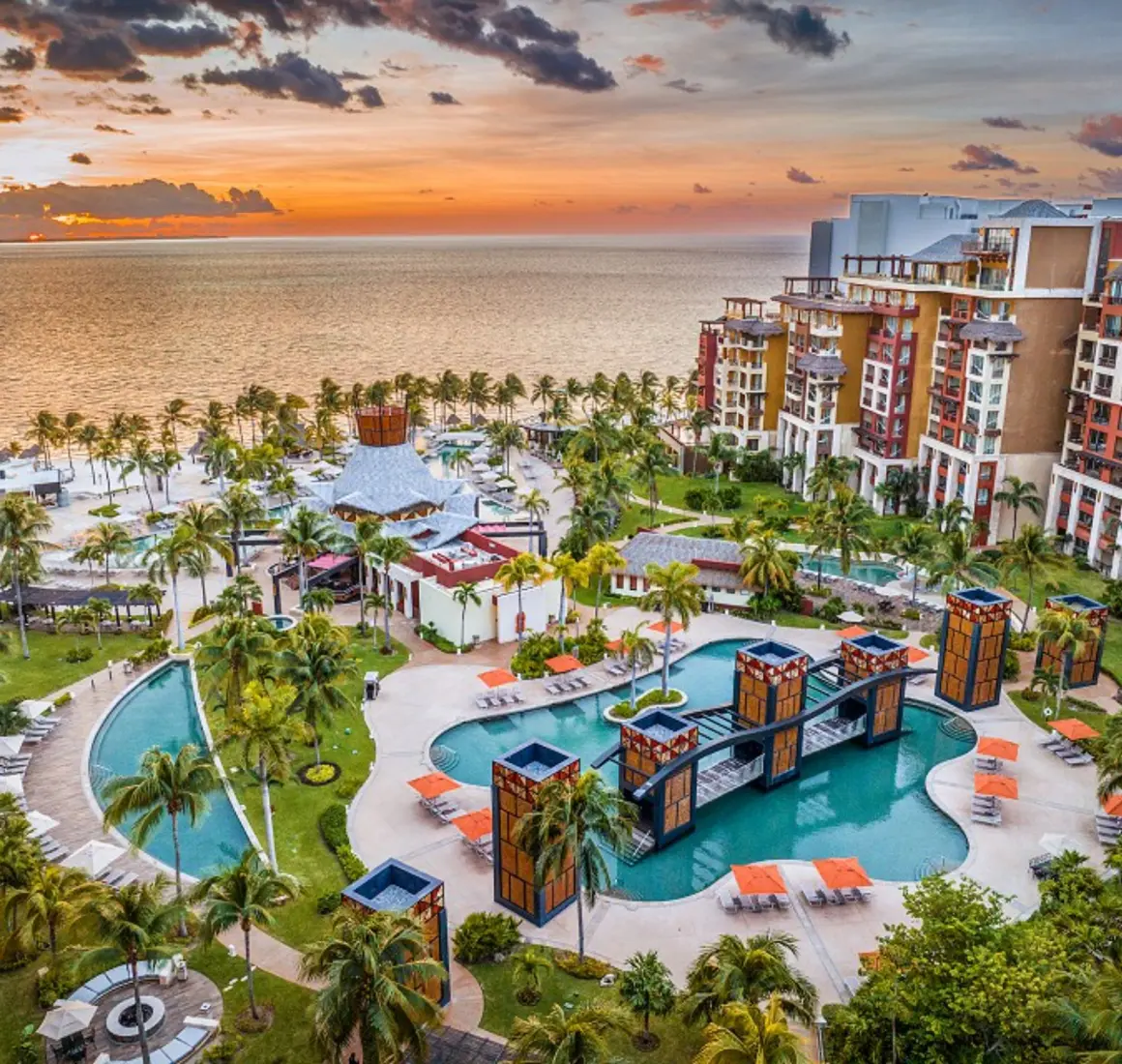 aerial view of villa del palmar cancun
