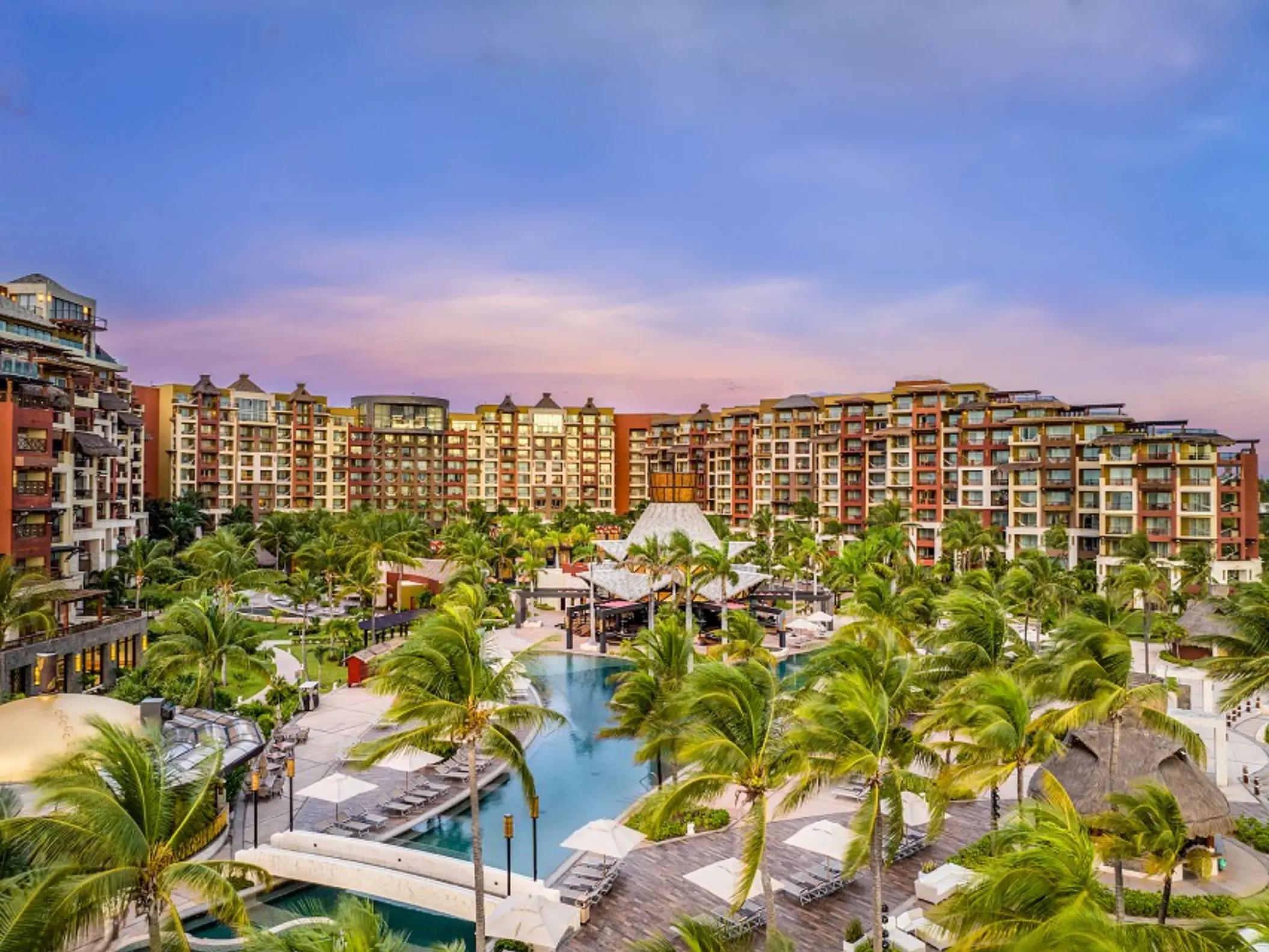 aerial view of villa del palmar cancun