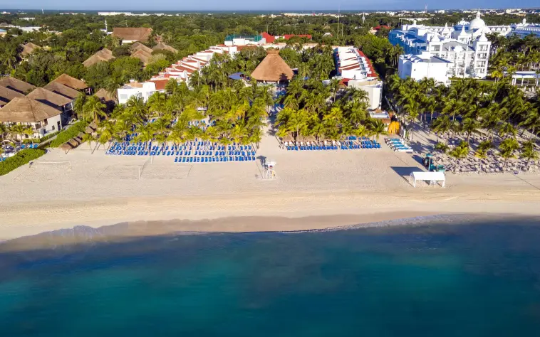 aerial view of Viva Azteca by Wyndham with its beach and pools and buildings