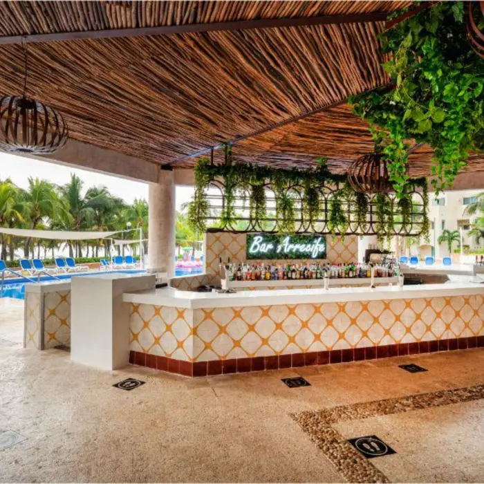 bar at Viva Maya by Wyndham