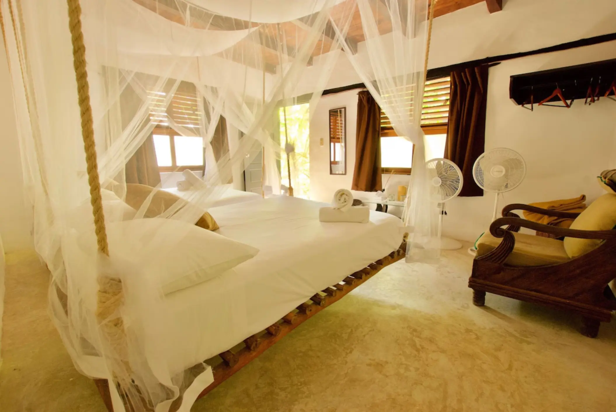 double bed room at Zulum Hotel