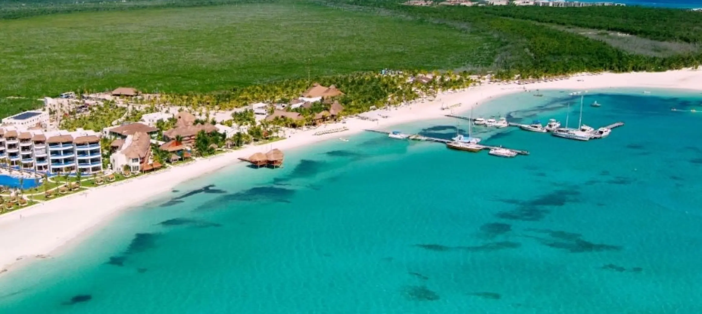 aerial view of a resort and beach at playa del carmen