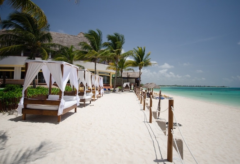 Reef Coco Beach bali beds on the beach 