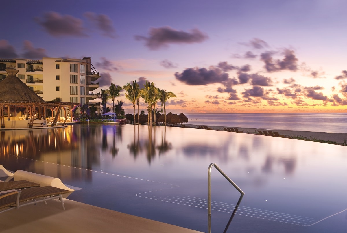 Dreams Riviera Cancun pool 